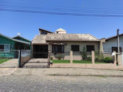 Casa para Venda, em Taquara, bairro Petrópolis, 3 dormitórios, 2 banheiros, 1 suíte, 1 vaga